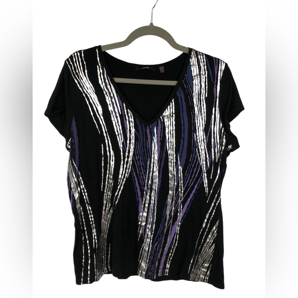 Tahari Tops - Tahari Top Pull Over Tee V Neck Short Sleeve Black w/Silver Purple Curved Lines
